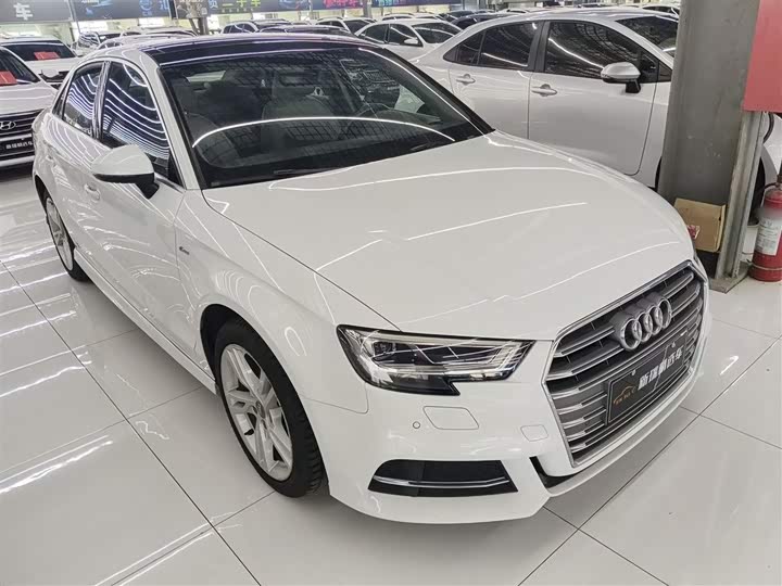 Фото 4 - Audi A3