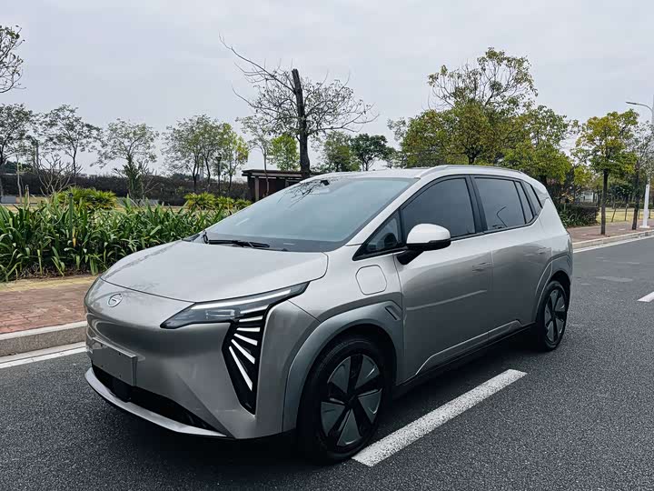 Фото 1 - GAC Aion Y