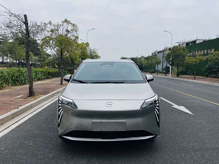 Фото 2 - GAC Aion Y