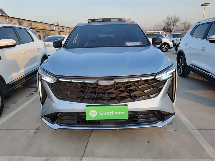 Фото 3 - Geely Atlas