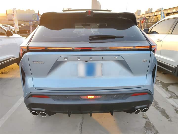 Фото 6 - Geely Atlas