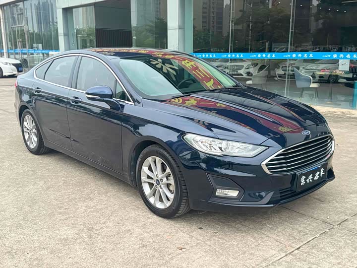 Фото 2 - Ford Mondeo