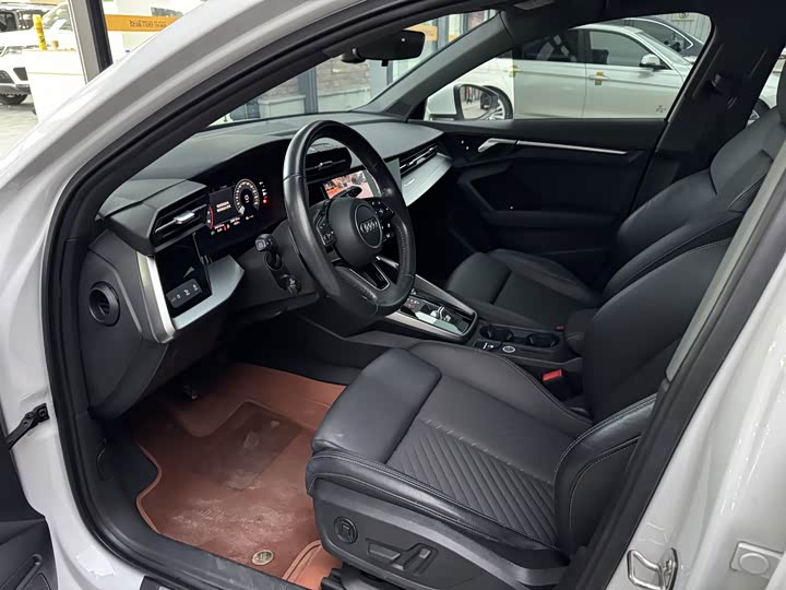 Фото 8 - Audi A3