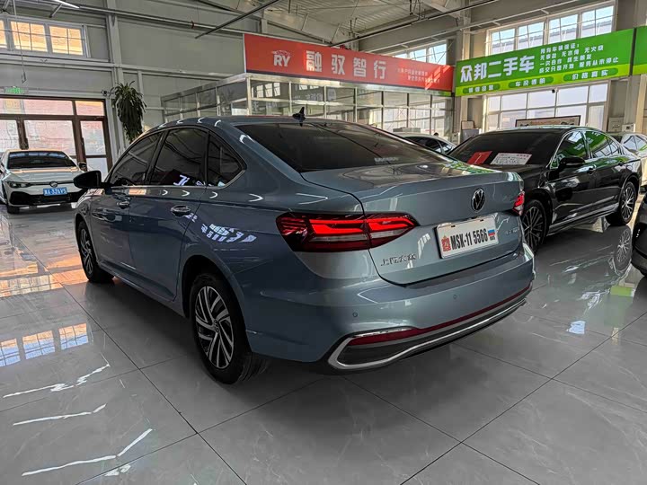 Фото 6 - Volkswagen Lavida