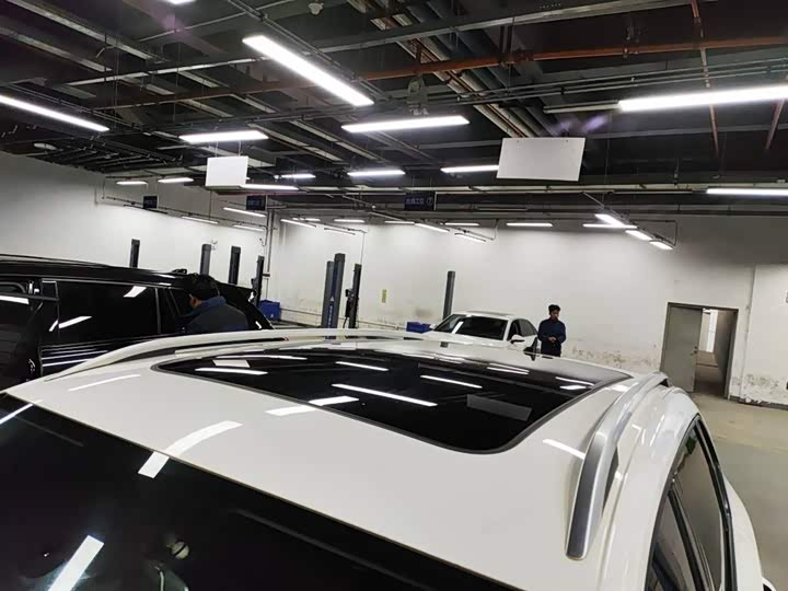 Фото 7 - Volkswagen Tharu