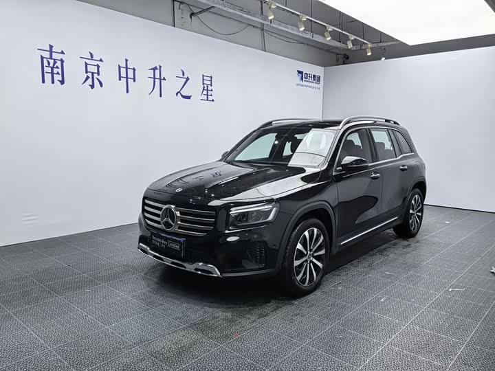 Фото 3 - Mercedes-Benz GLB-Class