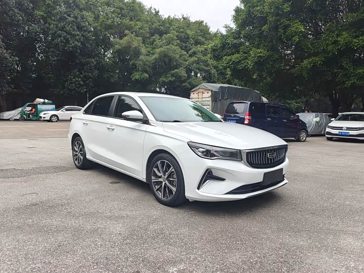 Фото 3 - Geely Emgrand