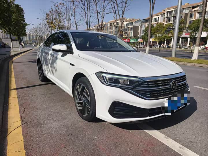 Фото 3 - Volkswagen Sagitar L