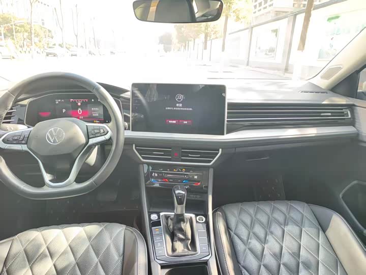 Фото 9 - Volkswagen Sagitar L