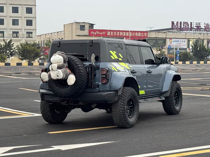 Фото 5 - Ford Bronco