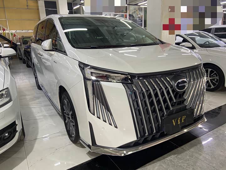 Фото 3 - GAC Trumpchi M8