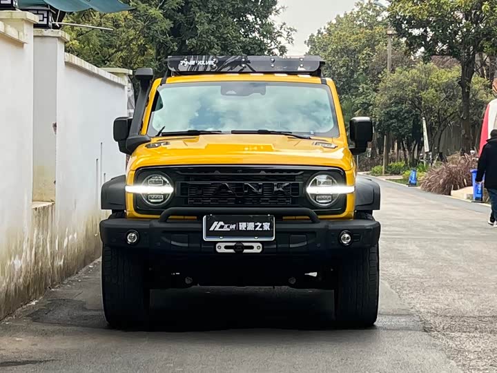 Фото 2 - Tank 300