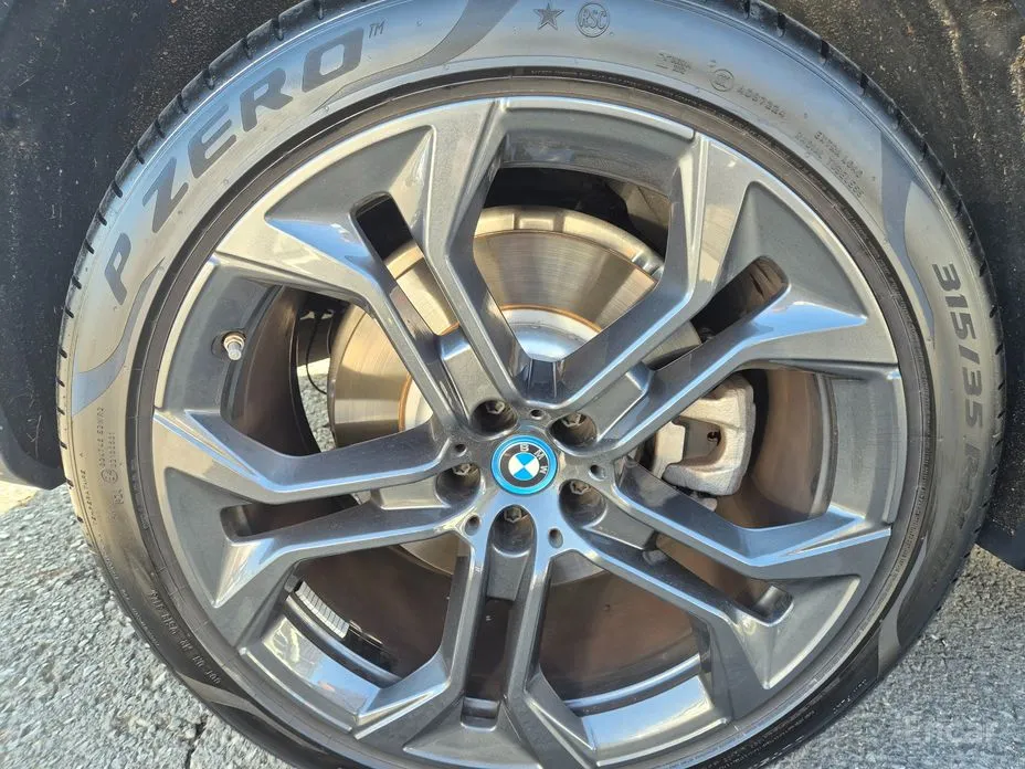 Фото 19 - BMW X5