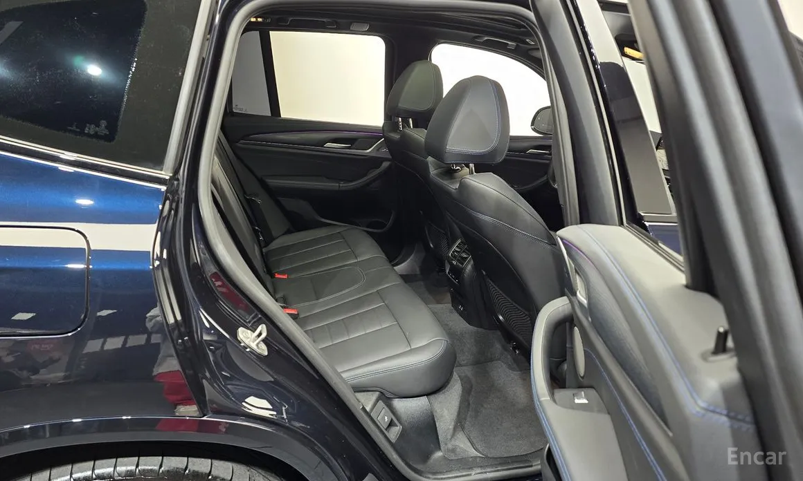 Фото 12 - BMW iX3