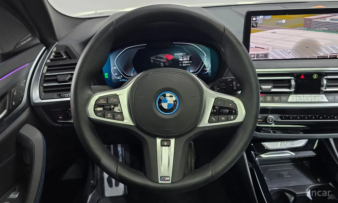 Фото 13 - BMW iX3