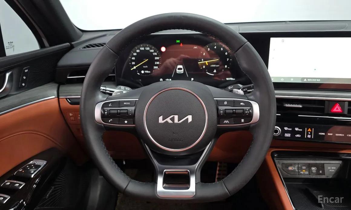 Фото 12 - Kia K5