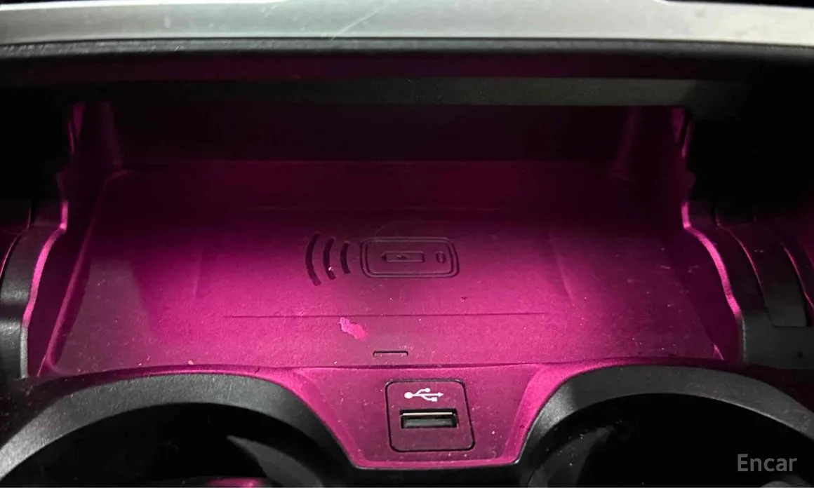 Photo 20 - BMW 3 Series