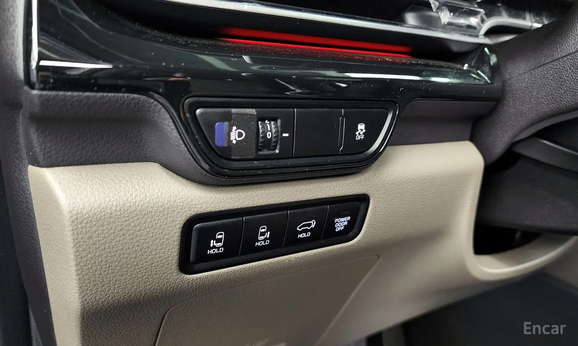 Фото 16 - Kia Carnival