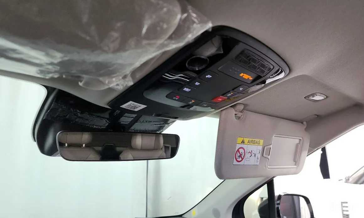 Фото 18 - Kia Carnival