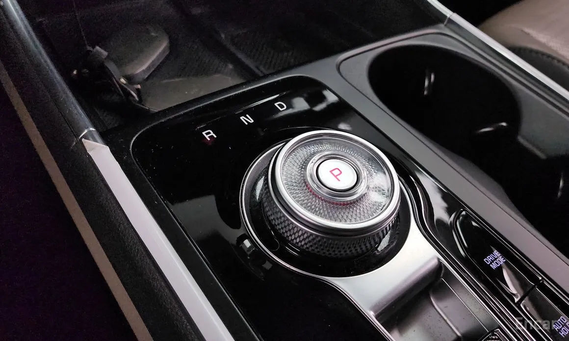 Фото 9 - Kia Carnival