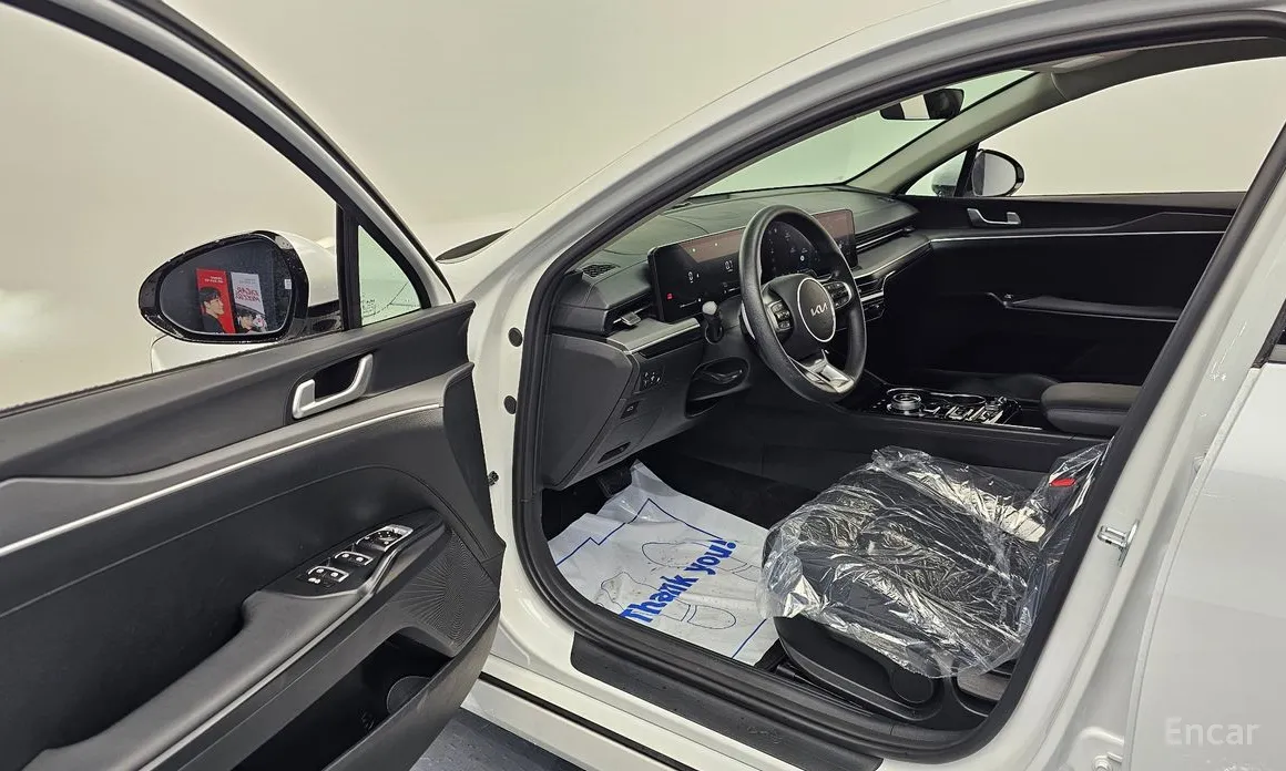 Фото 10 - Kia K5