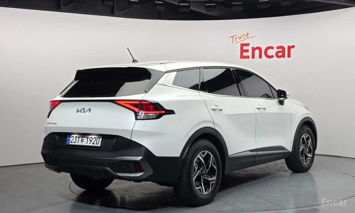 Фото 2 - Kia Sportage