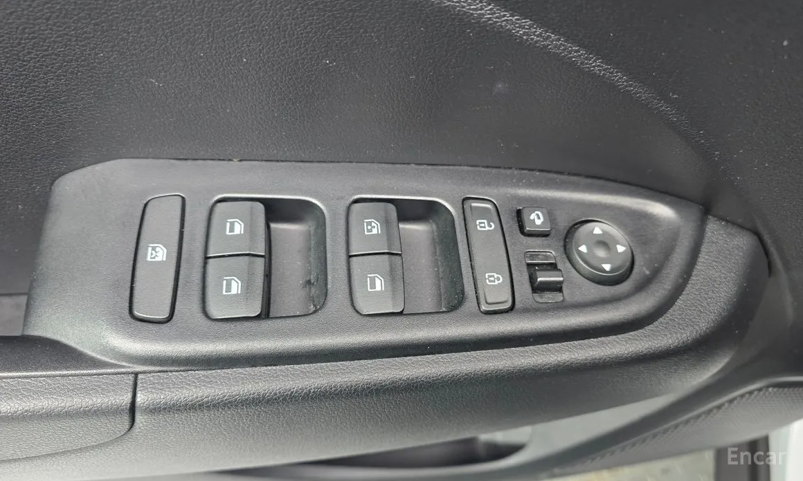 Фото 18 - Hyundai Venue