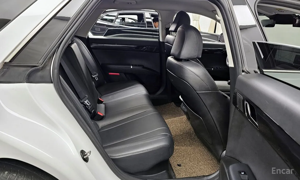 Фото 12 - Hyundai Grandeur