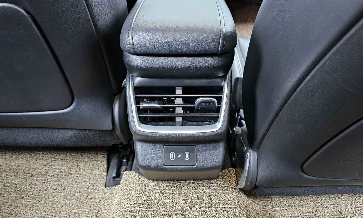 Фото 19 - Hyundai Grandeur