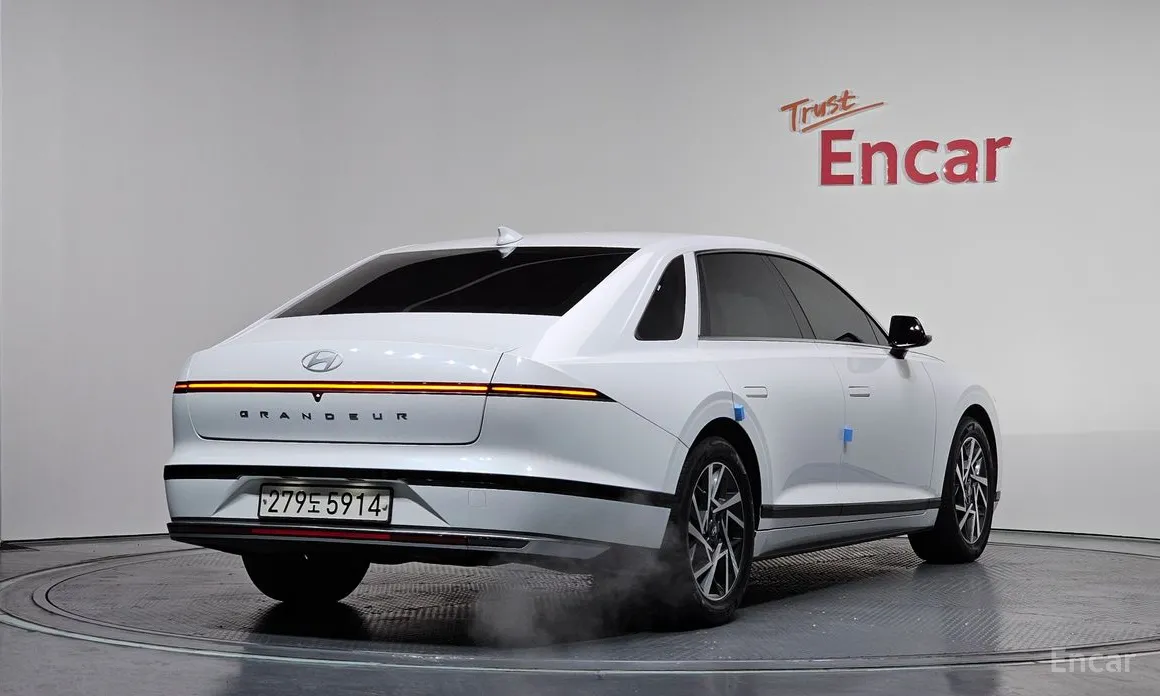 Фото 2 - Hyundai Grandeur