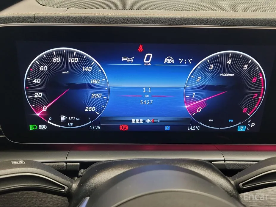 Фото 13 - Mercedes-Benz GLE-Class