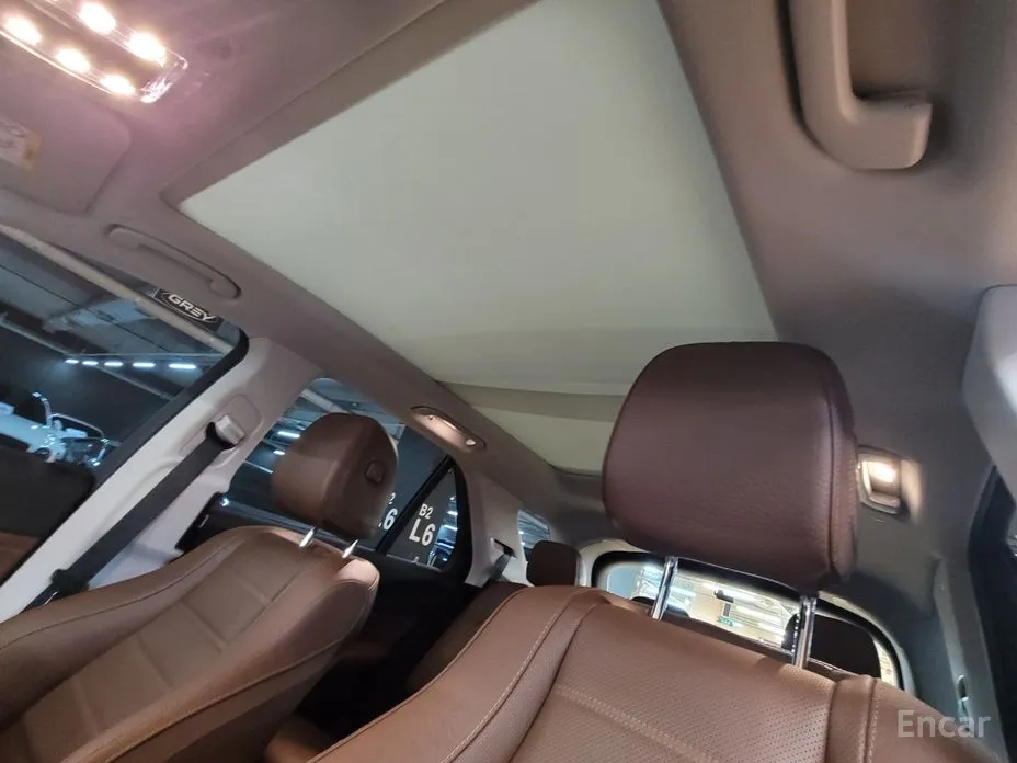 Фото 18 - Mercedes-Benz GLE-Class