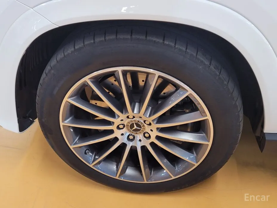 Фото 6 - Mercedes-Benz GLE-Class