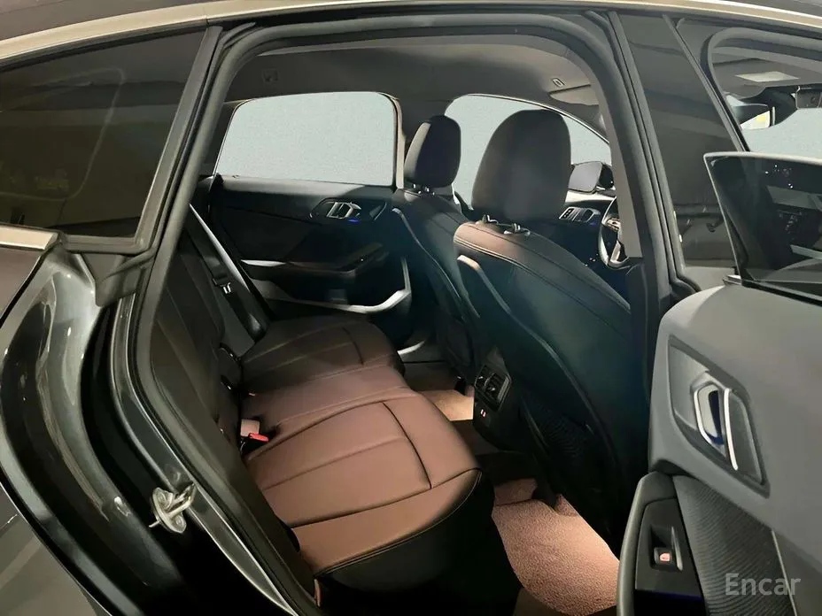 Фото 11 - BMW 2 Series