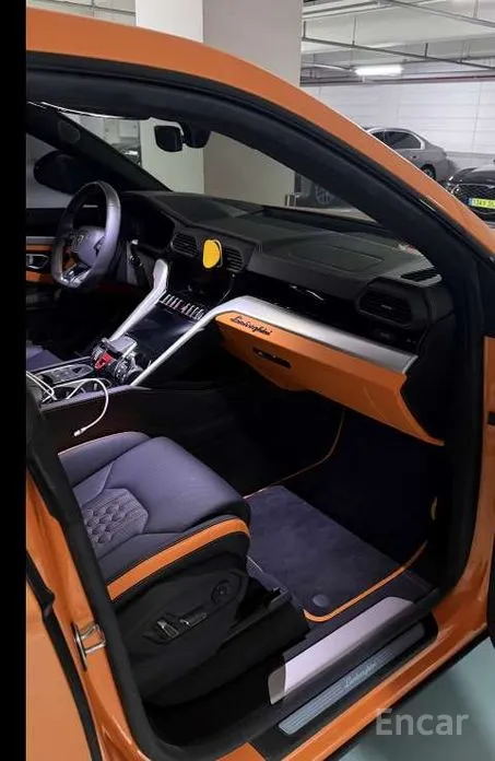 Фото 4 - Lamborghini Urus
