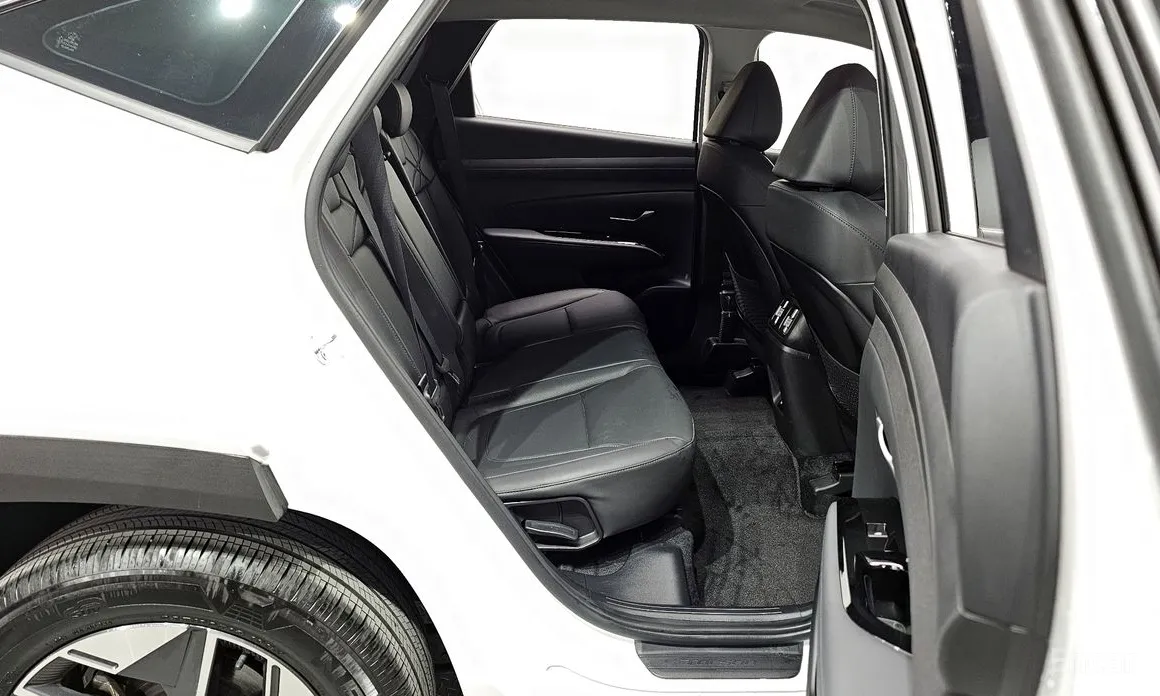 Фото 12 - Hyundai Tucson