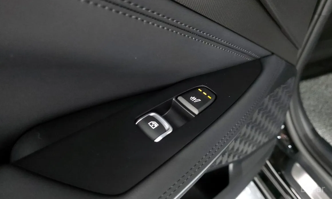 Фото 17 - Kia K8