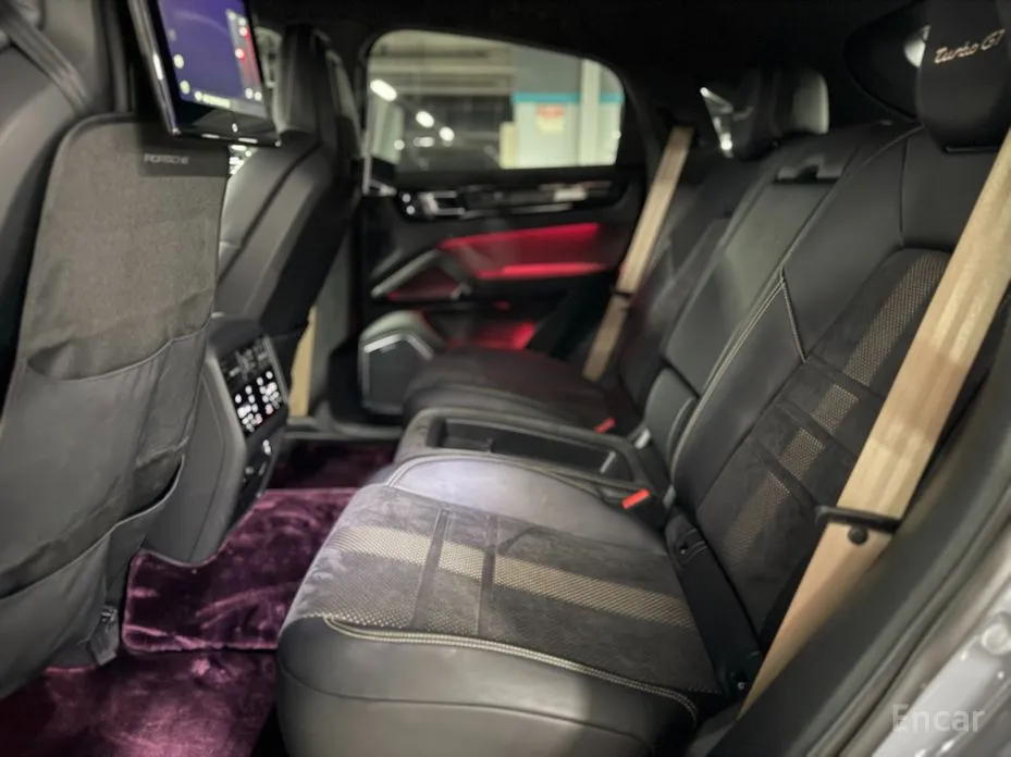 Фото 10 - Porsche Cayenne