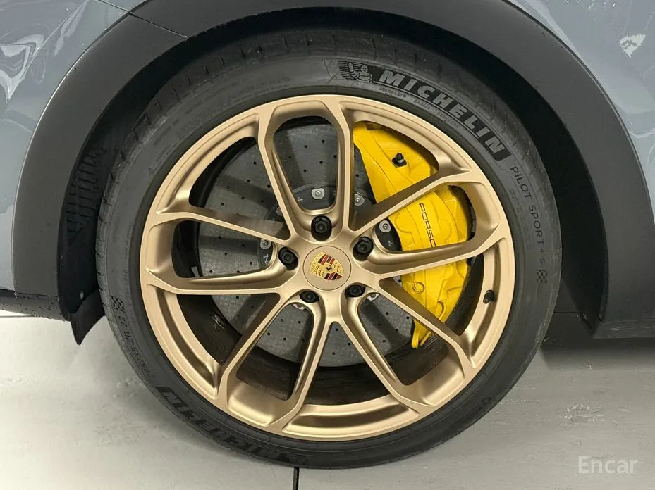 Фото 18 - Porsche Cayenne