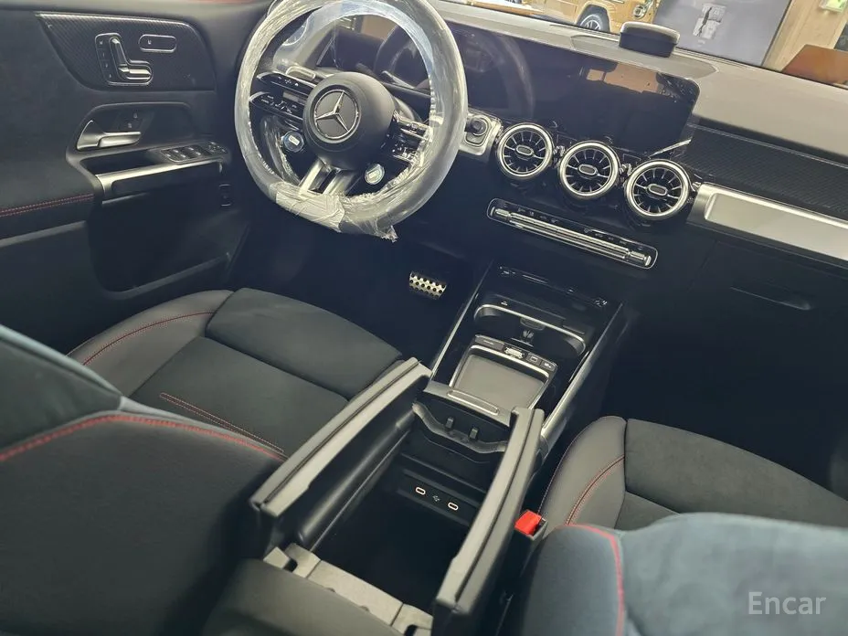 Фото 16 - Mercedes-Benz GLB-Class