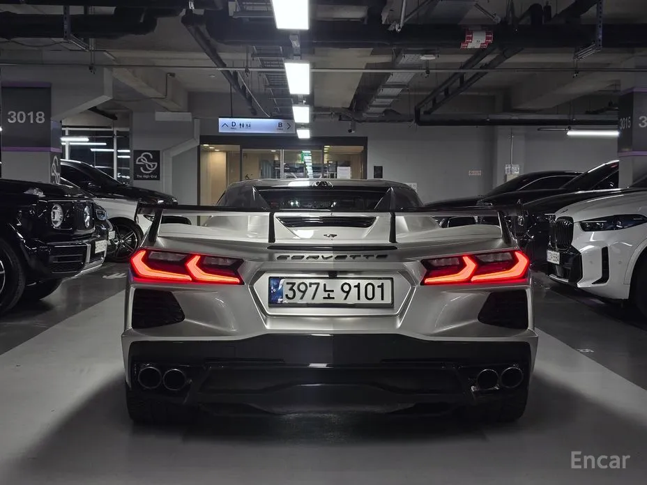 Фото 4 - Chevrolet Corvette