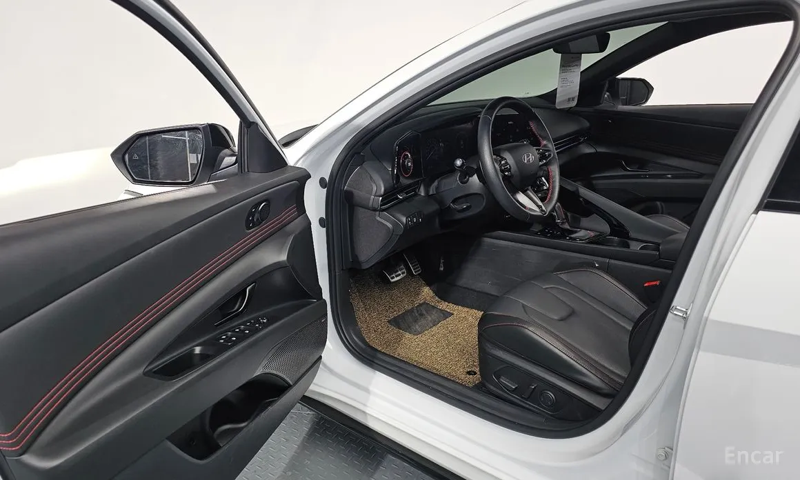 Фото 10 - Hyundai Avante