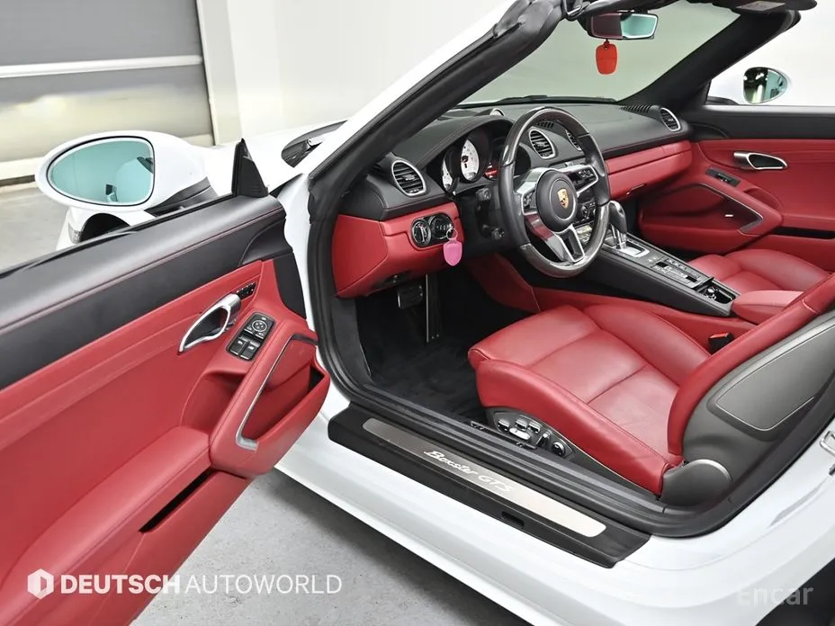 Фото 11 - Porsche 718