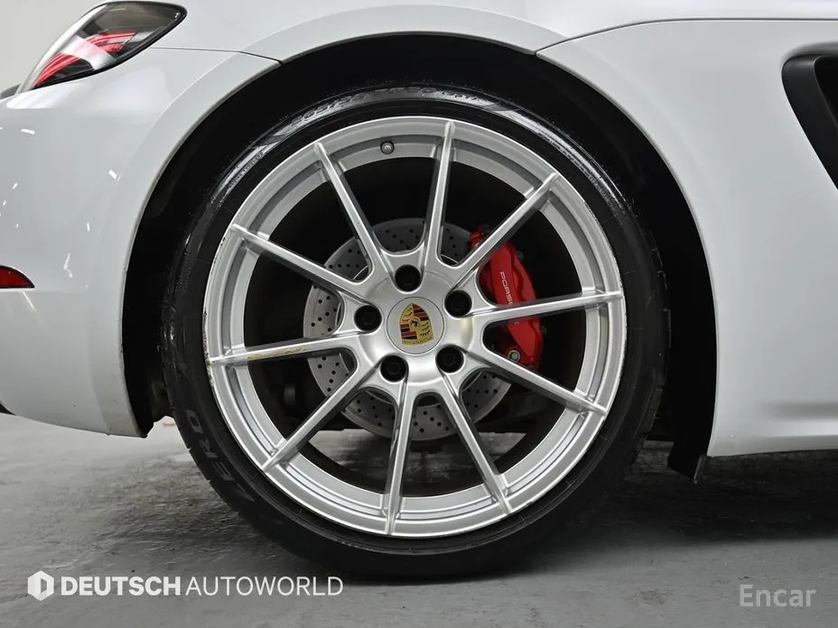 Фото 5 - Porsche 718