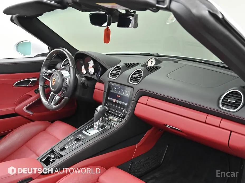 Фото 7 - Porsche 718