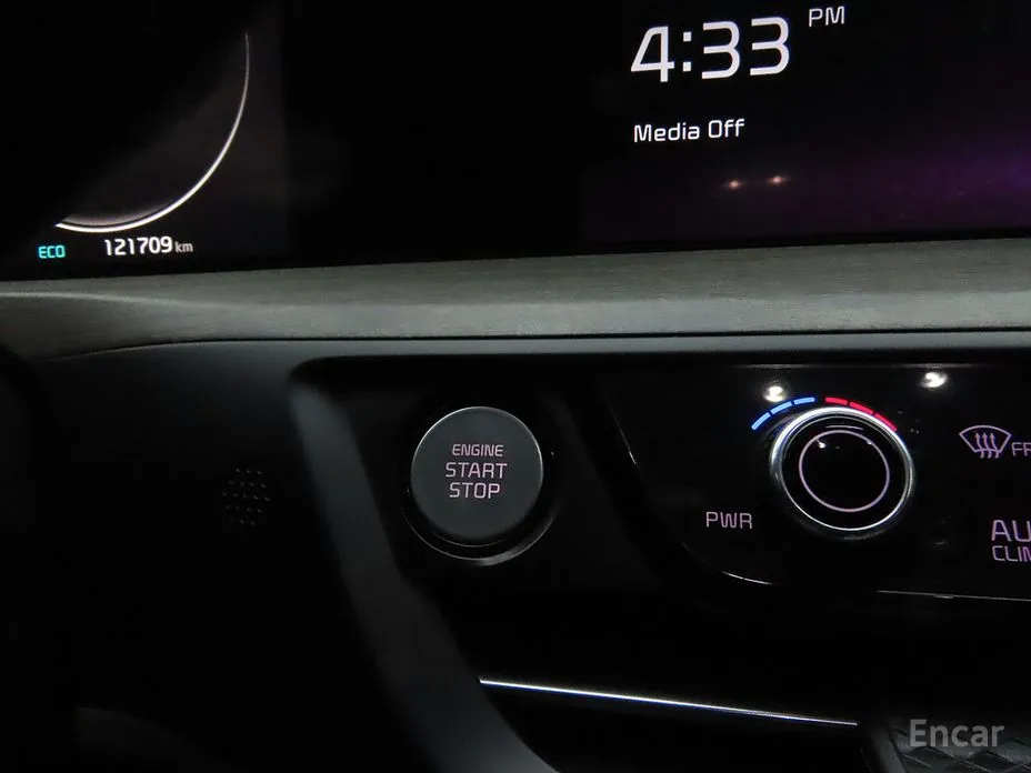 Фото 12 - Kia K8