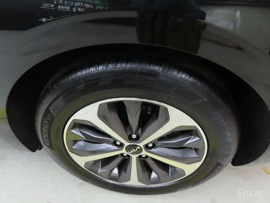 Фото 20 - Kia K8