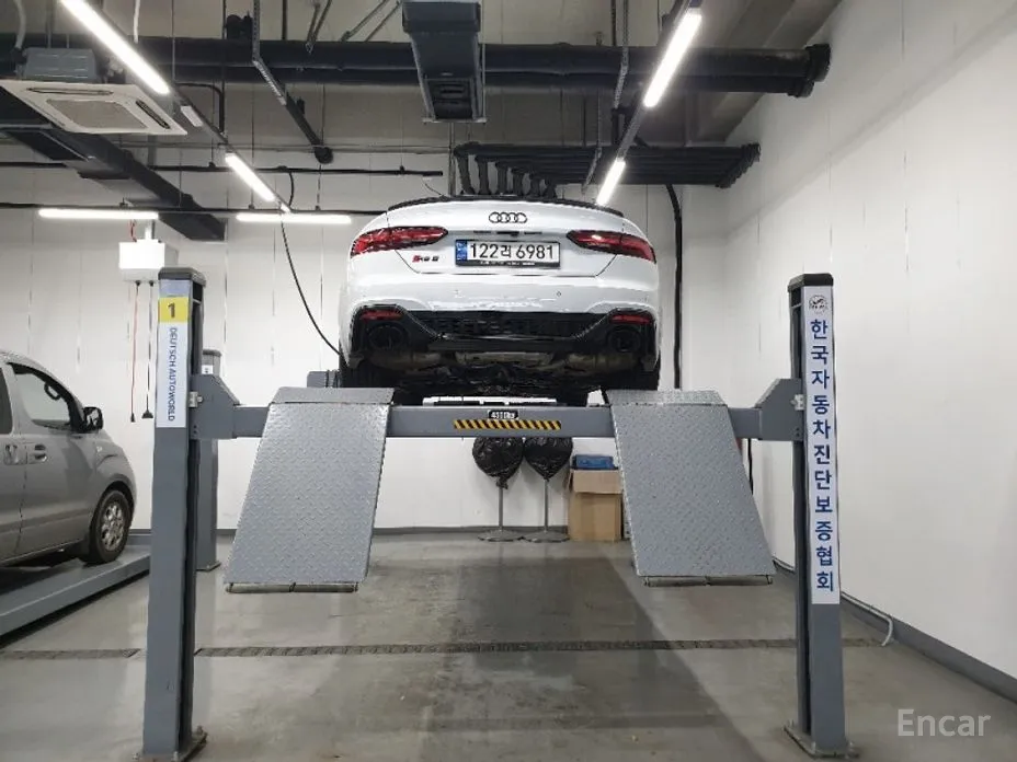 Фото 2 - Audi RS 5