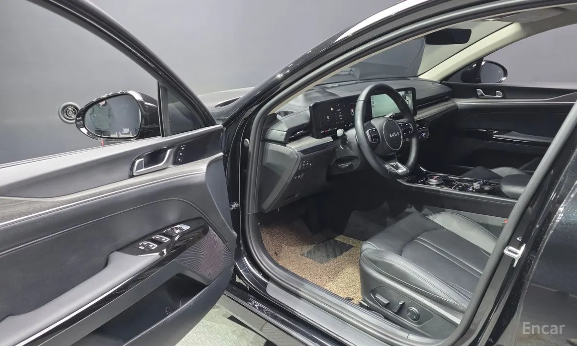 Фото 10 - Kia K5