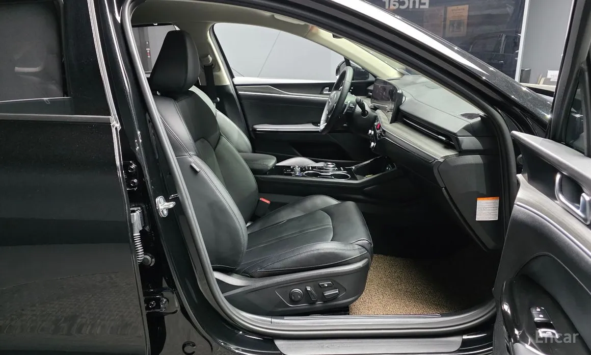 Фото 11 - Kia K5